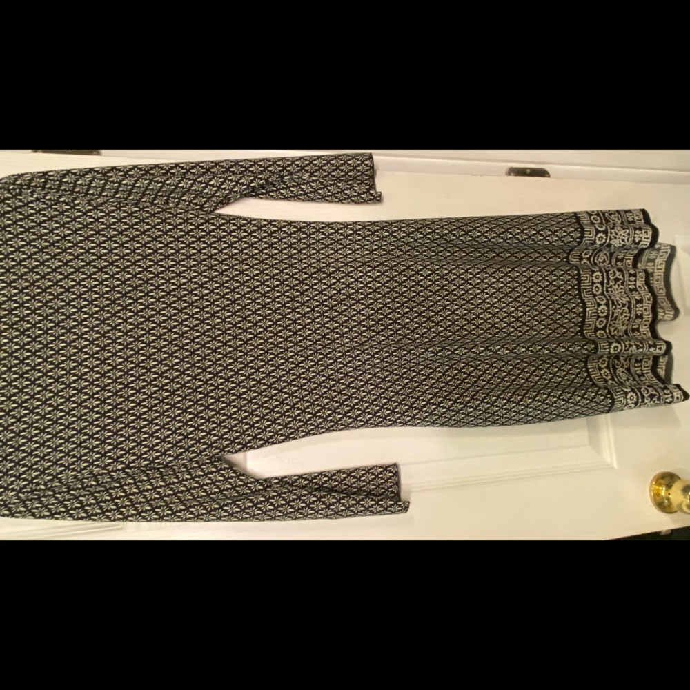 Max Studio Dress - Picture 2 of 5